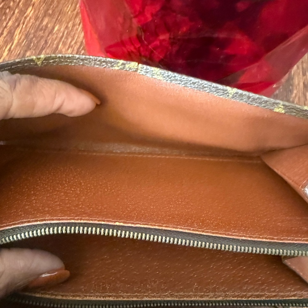 Louis Vuitton Monogram Canvas Sarah Wallet - Picture 11 of 11